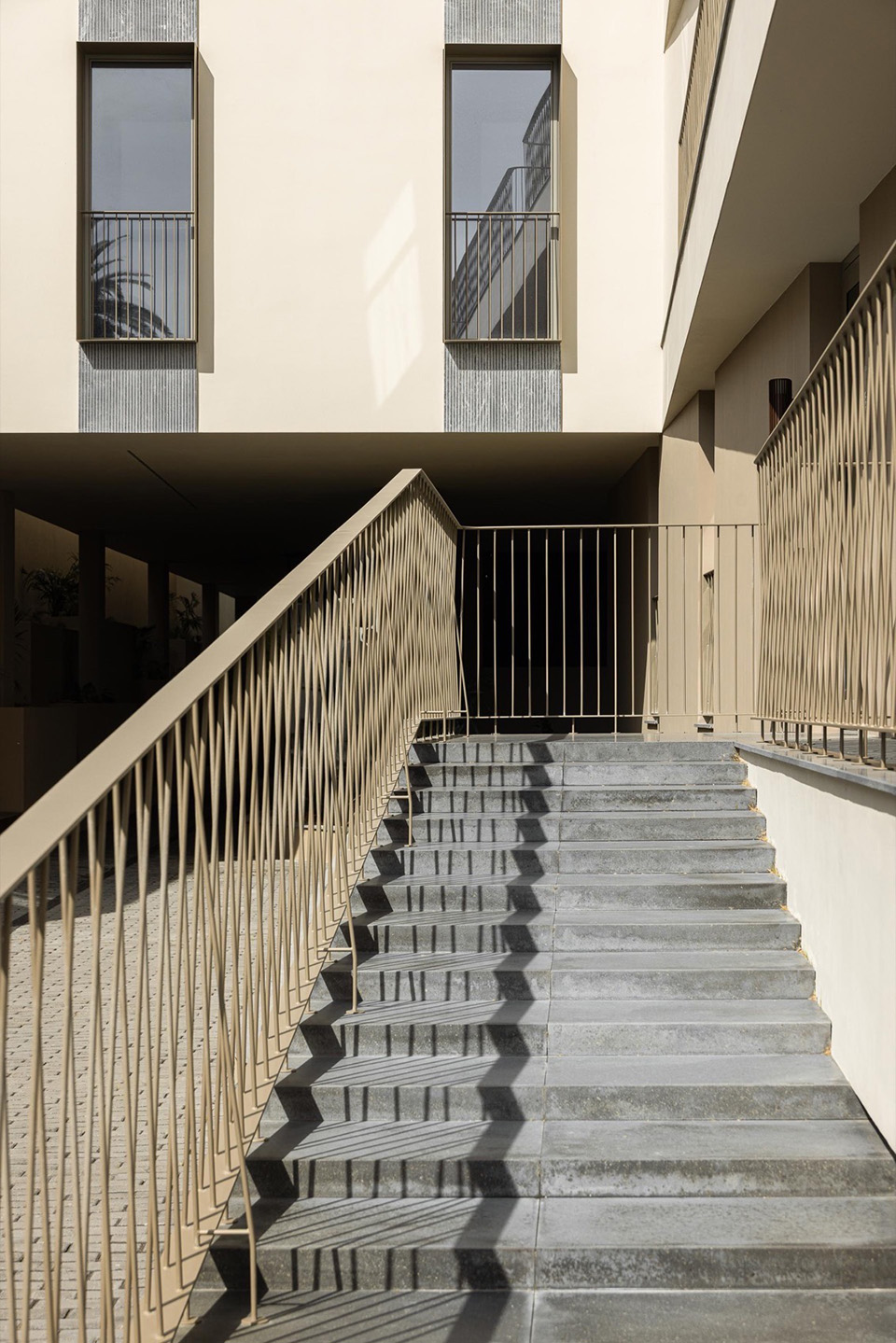 ERNESTO DO CANTO住宅区丨葡萄牙蓬塔德尔加达丨BOX arquitectos-206