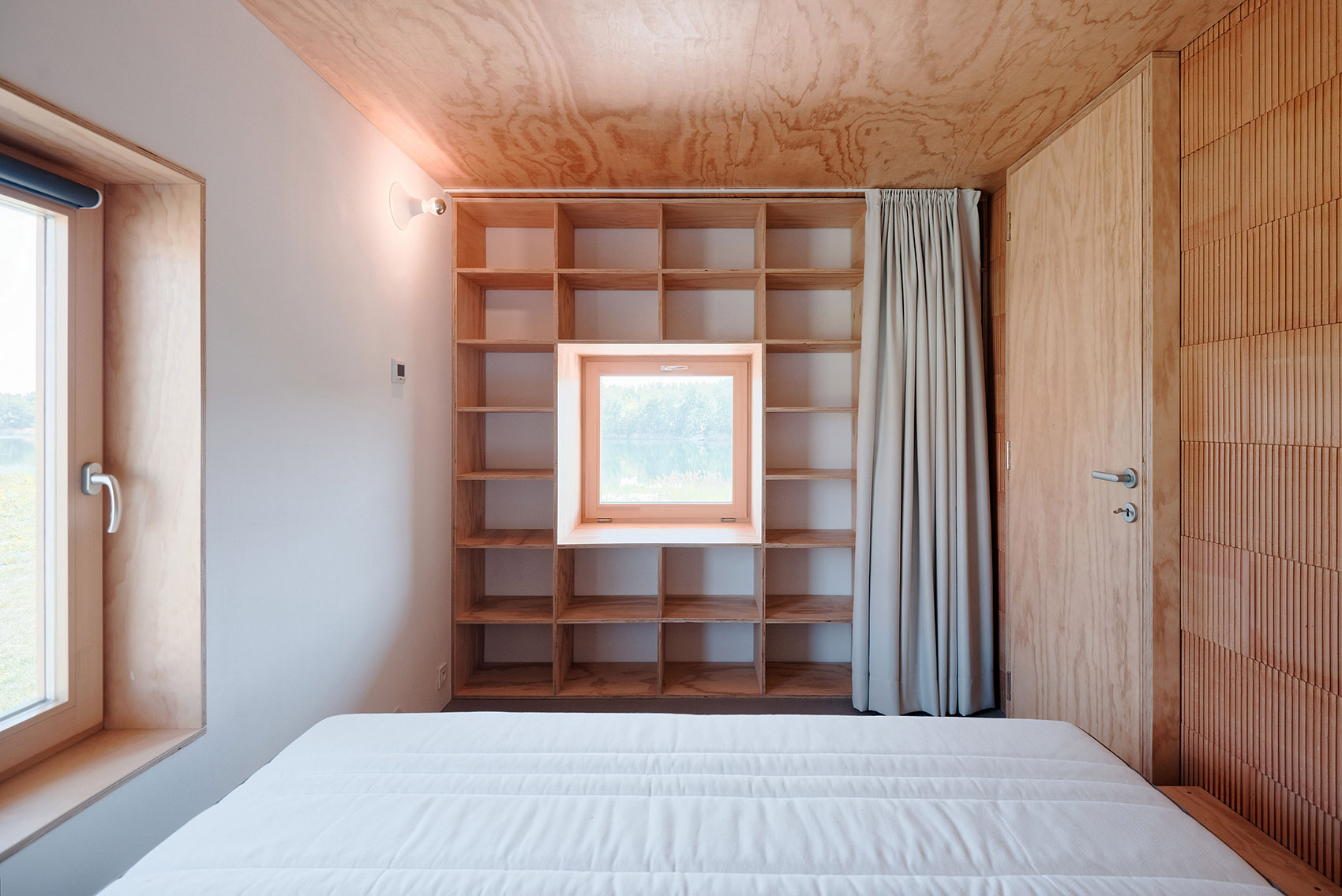 VOJ—The Lake House by JRKVC-25