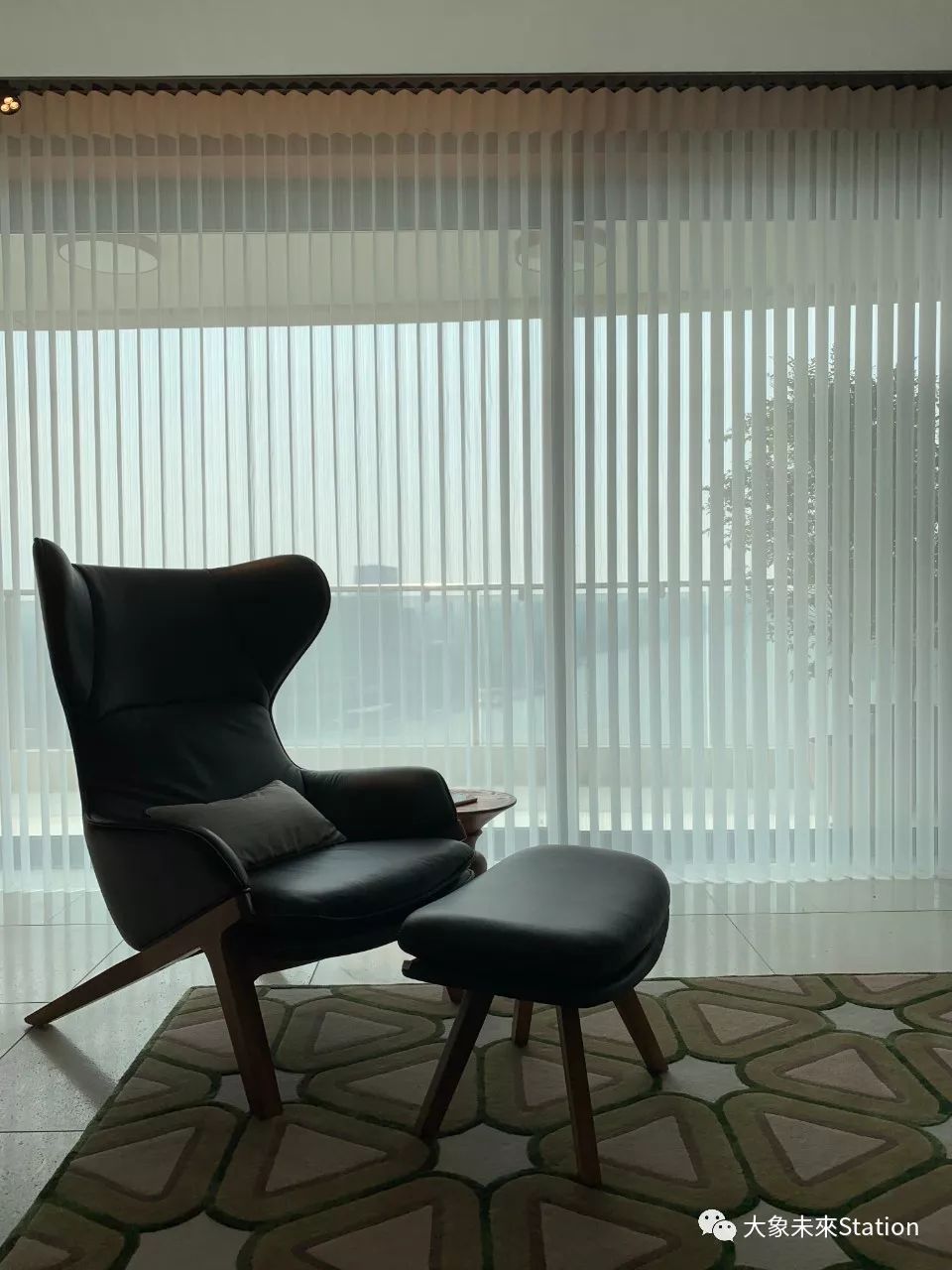 珠江畔的天誉半岛杨宅,融入 270 度江景的现代设计-72