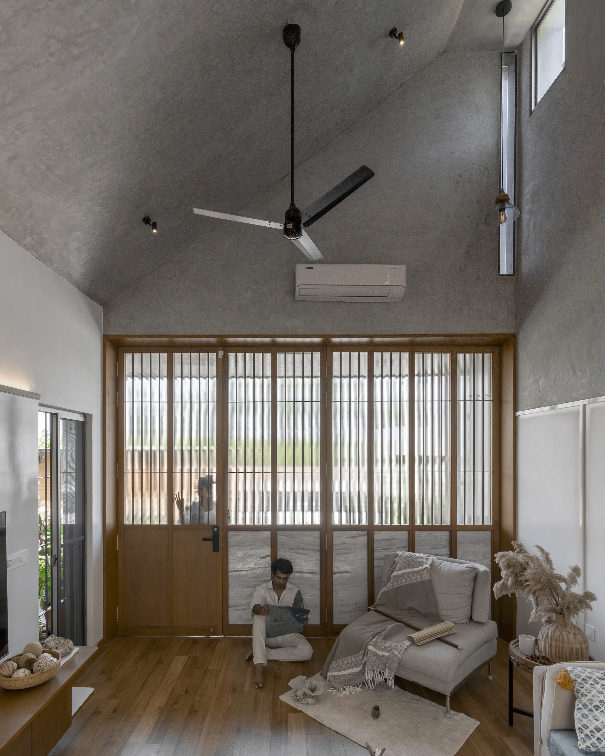 比利·奥蒂亚之家丨印度丨STO.M.P-38