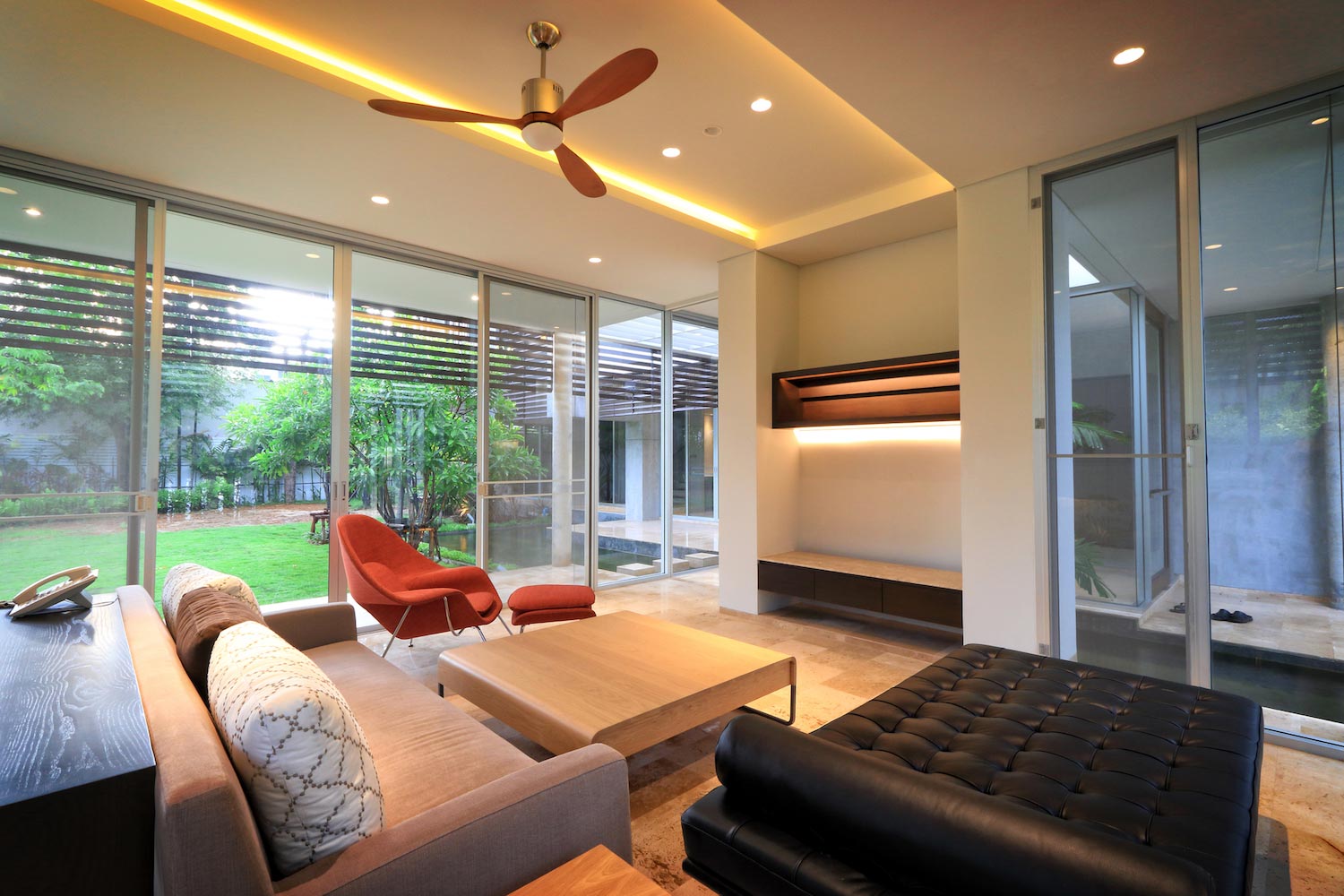 Design inspired by a desire to engage with the landscape and to celebrate the existing trees   CAANdesign  Architecture and home design blog-20