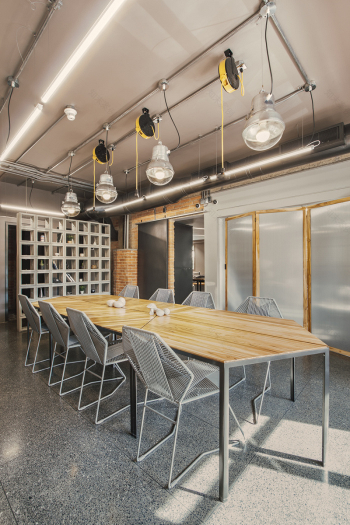 Kaizen Holdings 绿色环保办公室设计-11