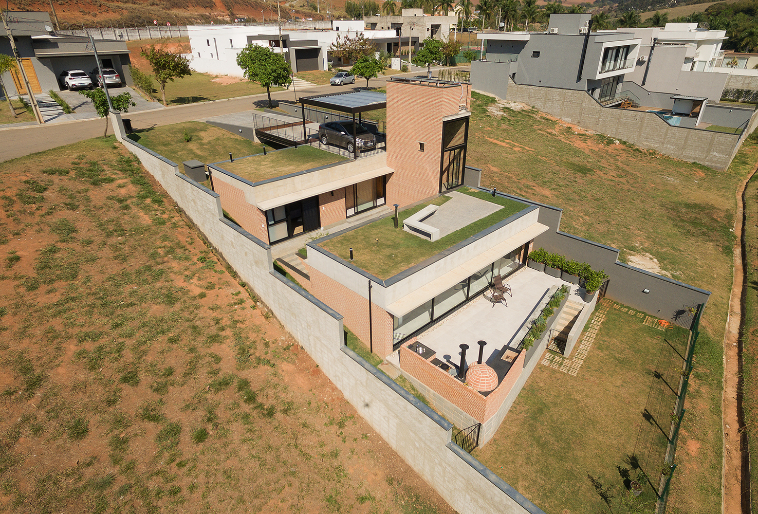 巴西 Centro Arquitetura APF House，融入自然的别墅设计-39