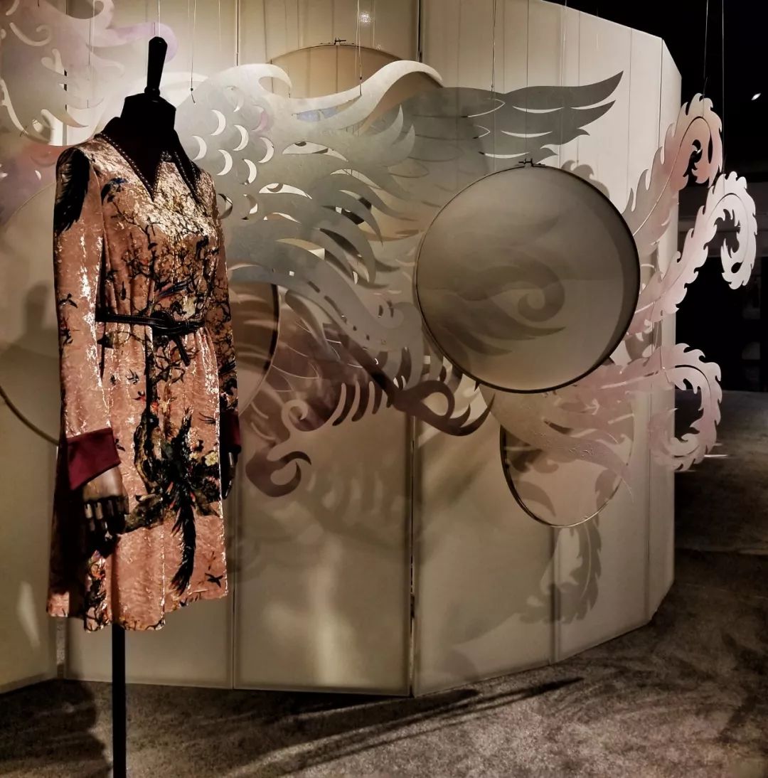 叶锦添美学影响下的跨界装置设计 | 竹与皮影的东方意蕴-2