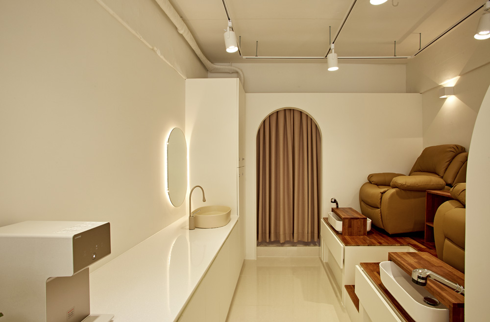 8 坪小空间打造温馨美式风-10