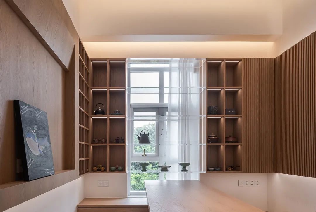 白色潮玩空间 · 光谱之家丨CQ Home-40