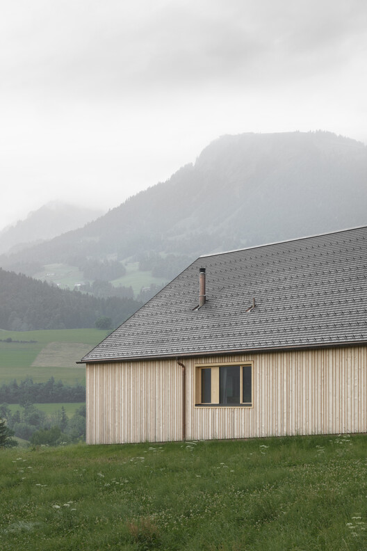 融入自然的奥地利木质家园·Buchen House丨Bernardo Bader Architekten-17