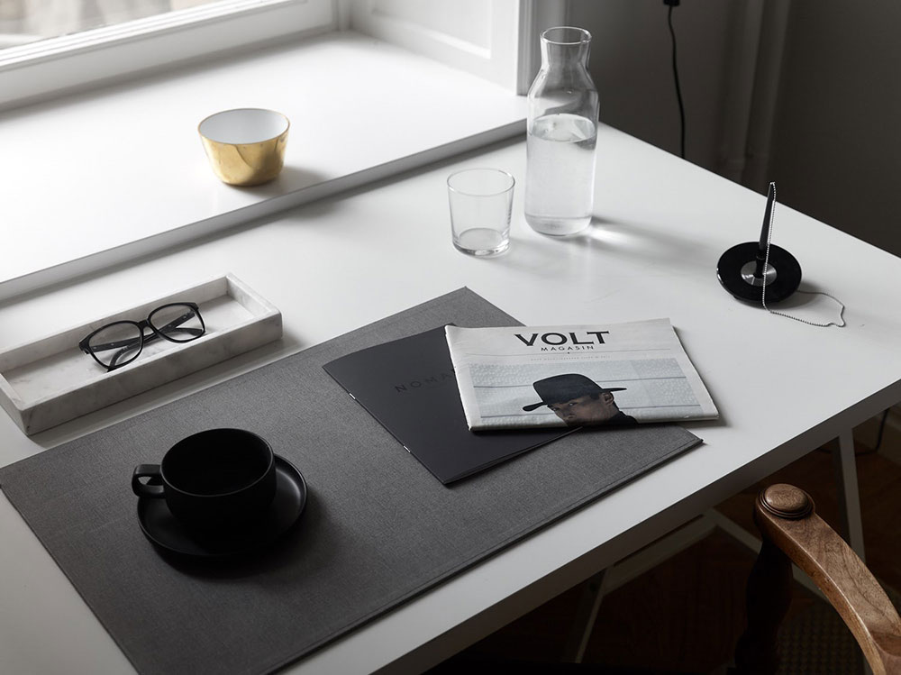 北欧风格公寓的优雅暗调设计-14