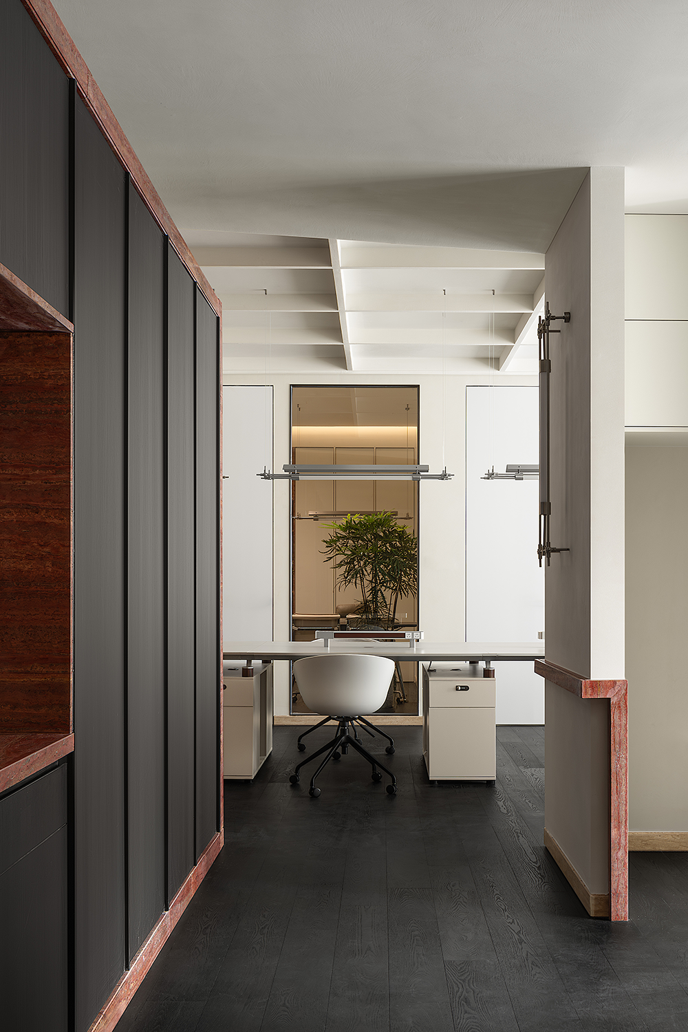 塑境空间 · 张康的现代主义艺术设计丨中国广州-39