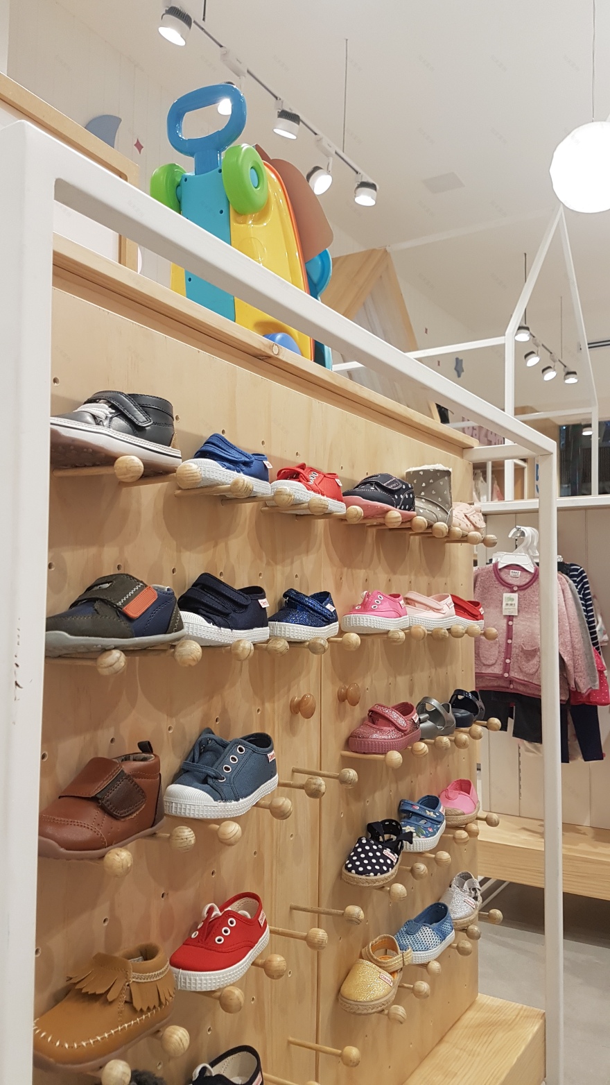 Kinder Parque Las Américas 购物中心设计-12