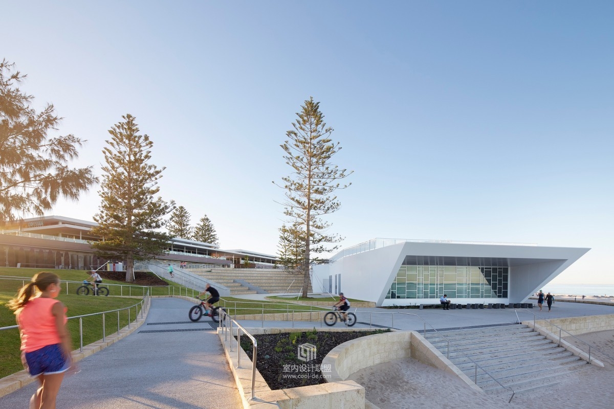 沙滩冲浪俱乐部-18