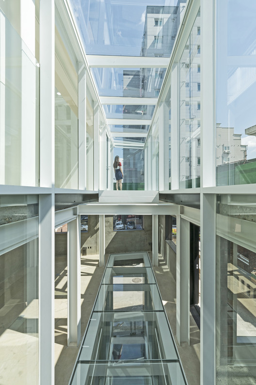 Dots 设计公司总部-24