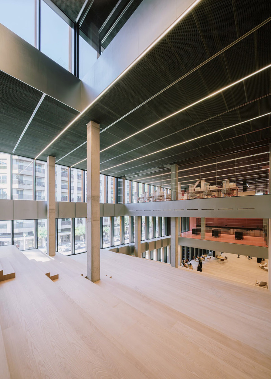 “美食开放生态系统”,西班牙 / BIG-28