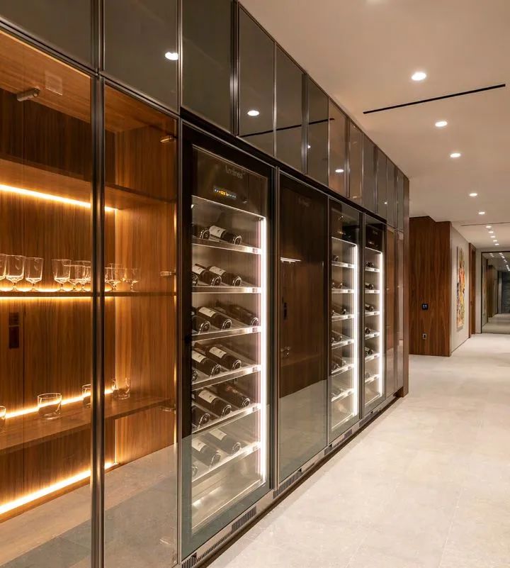 The Weeknd 的 763㎡现代奢华大平层丨美国洛杉矶丨Plum Interiors 负责人 Lisa Garriss-30