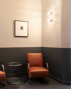 耳鼻喉科诊所CAR07
注：HNO在德语中是Hals-Nasen-Ohren的缩写，即耳鼻喉；Arztpraxis是德语诊所的意思 丨德国柏林