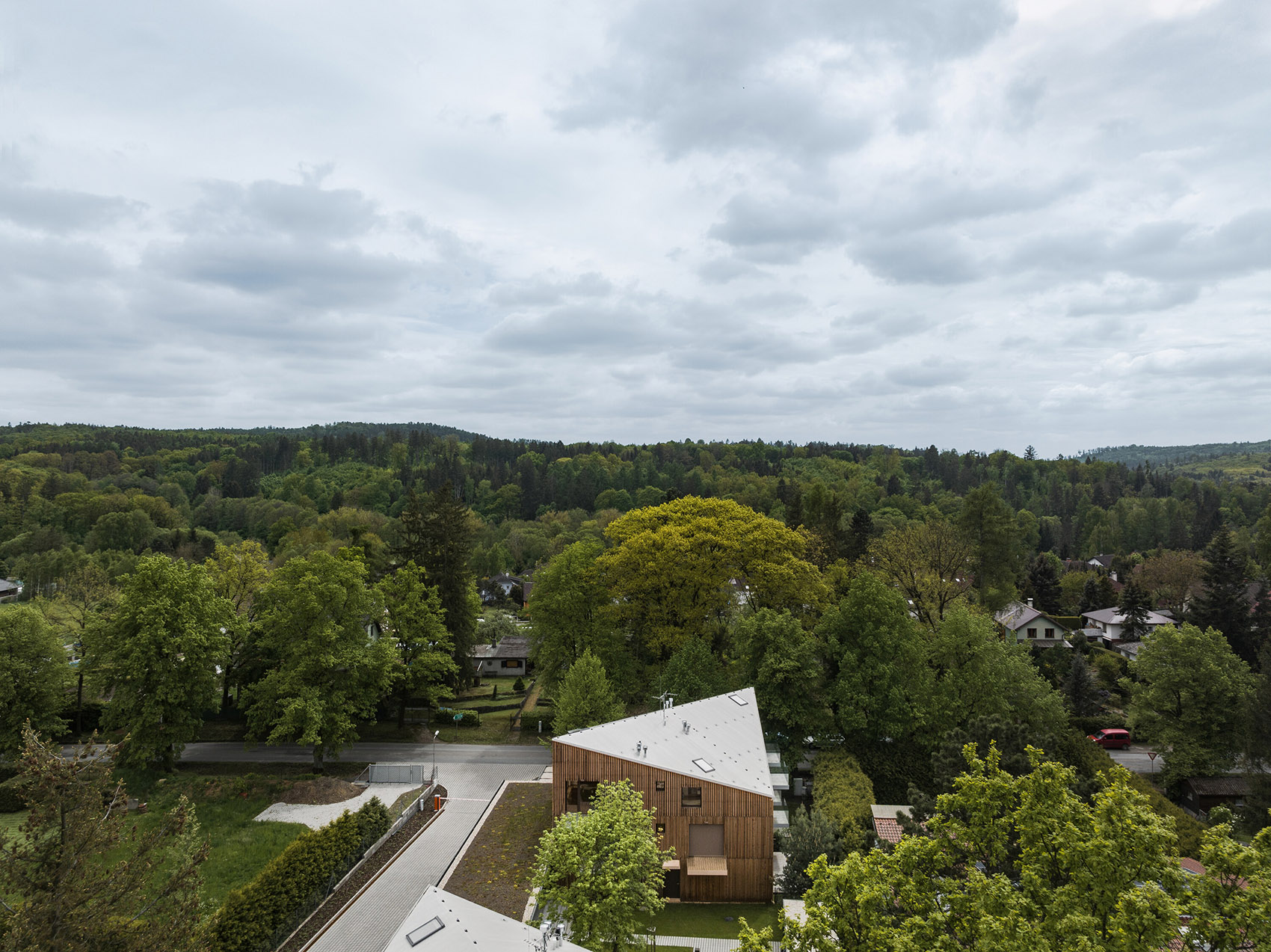 Kamenice 公寓楼丨捷克丨NEW HOW architects-7