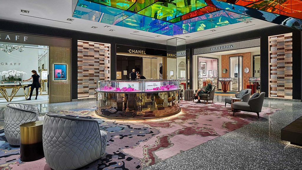 Gensler 重塑 Saks Fifth Avenue 旗舰店,演绎现代奢华之旅-4