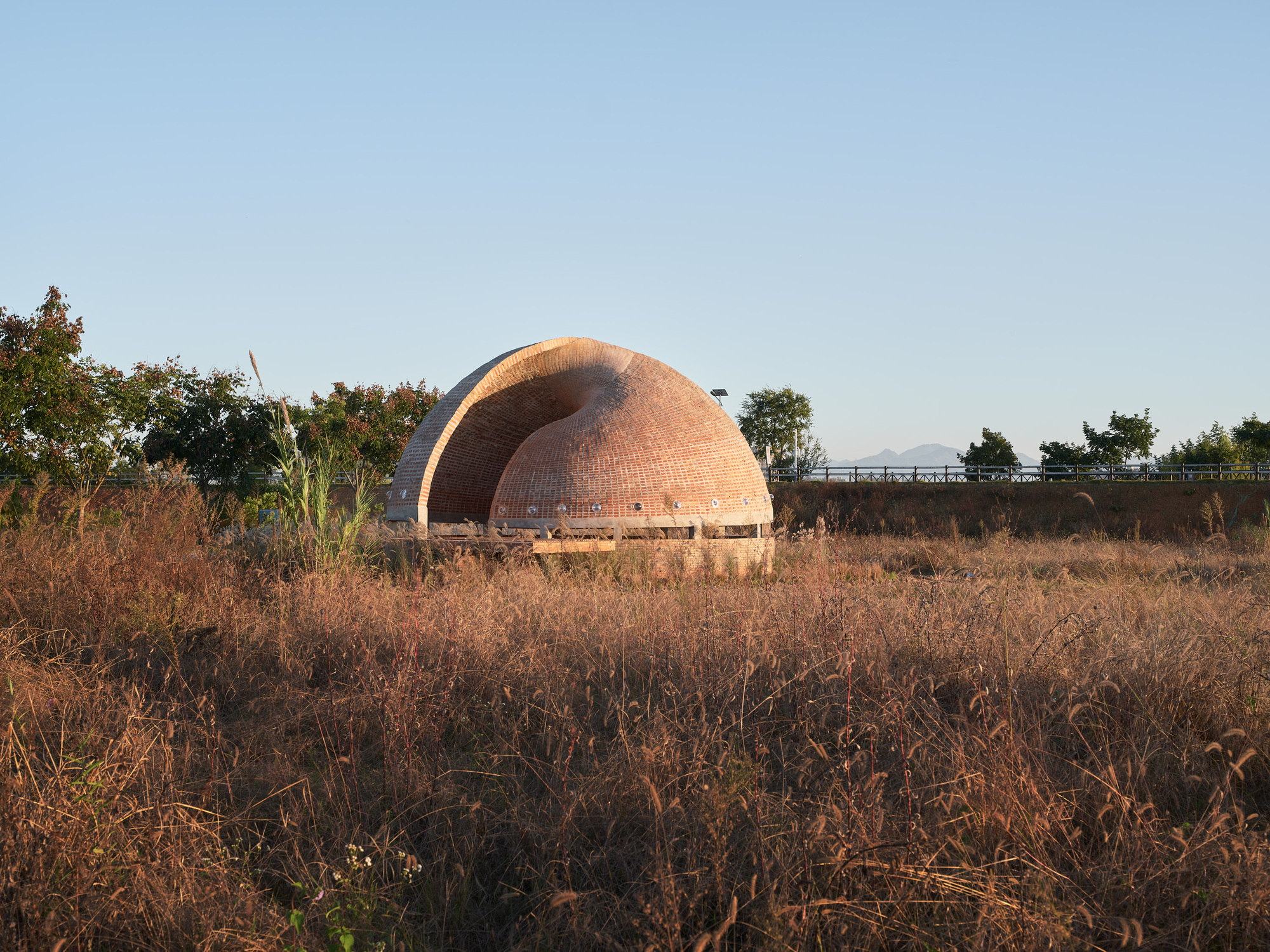 红砖概念图书馆丨中国浙江丨合尘建筑-2