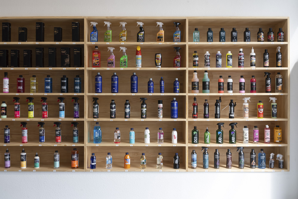 简约风格 15 坪汽车用品店装修-7