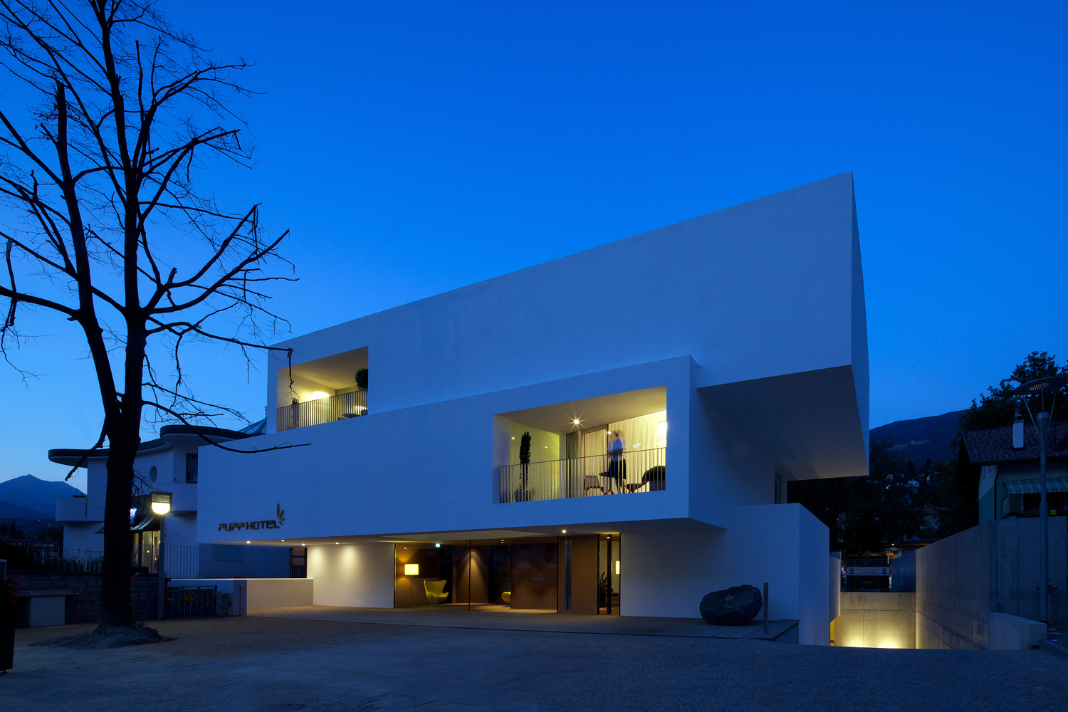 in the center hotel pupp-31