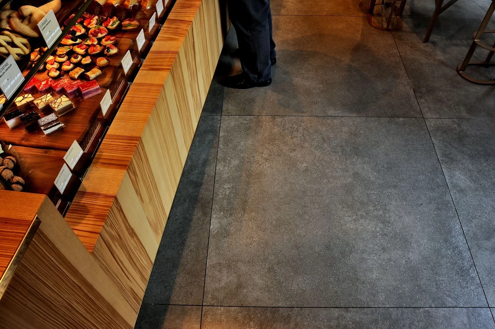 意大利热面包店的动感空间设计丨意大利的里雅斯特-20