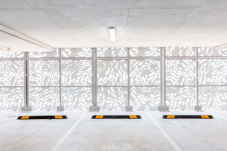 悉尼“Skypark Car Park”多层次停车场-7