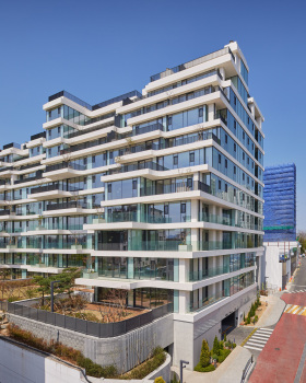 你提供的AFER可能有误，推测你想问的也许是AFTER Hangang，其翻译为汉江之后  丨韩国首尔丨Hyunjoon Yoo + Partners