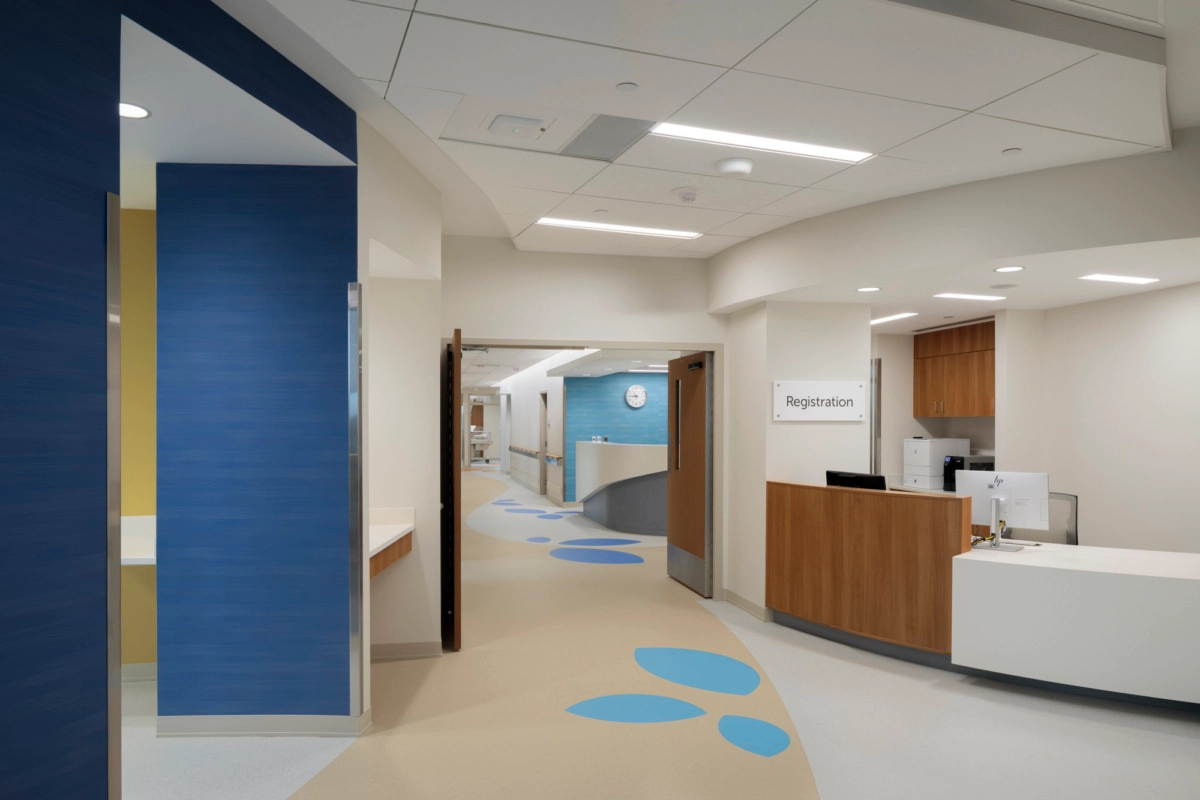 Summa Health Akron Campus West Tower | 曲线美学打造健康空间新典范-22