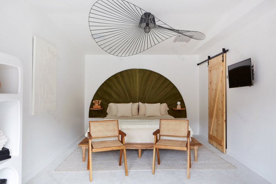 西班牙复兴式住宅丨Brittny Button,Tanya Stone-6