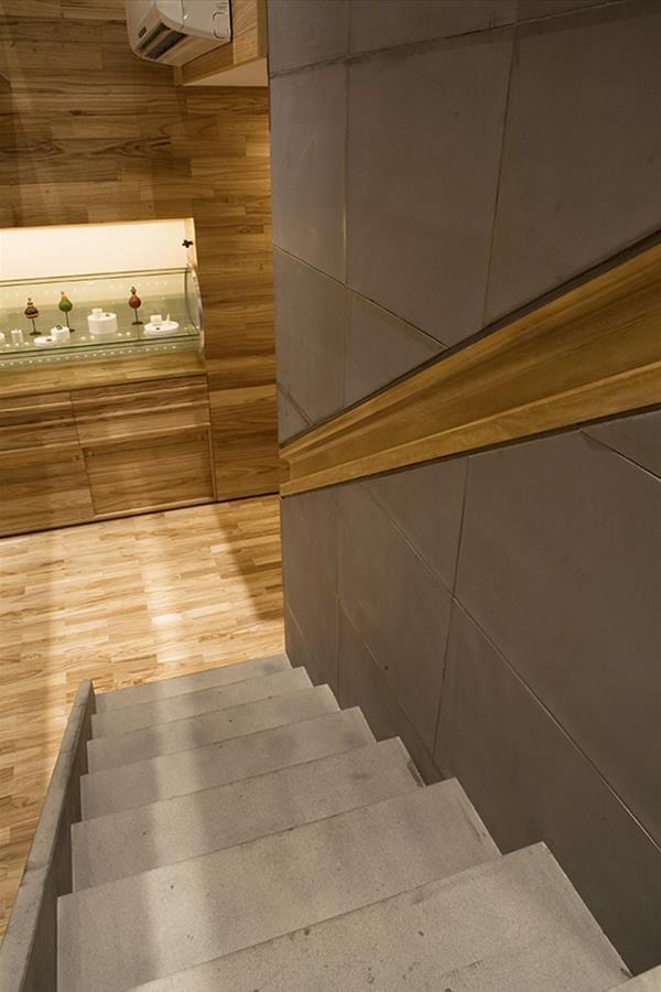 帕特里夏·森图里昂工作室-11