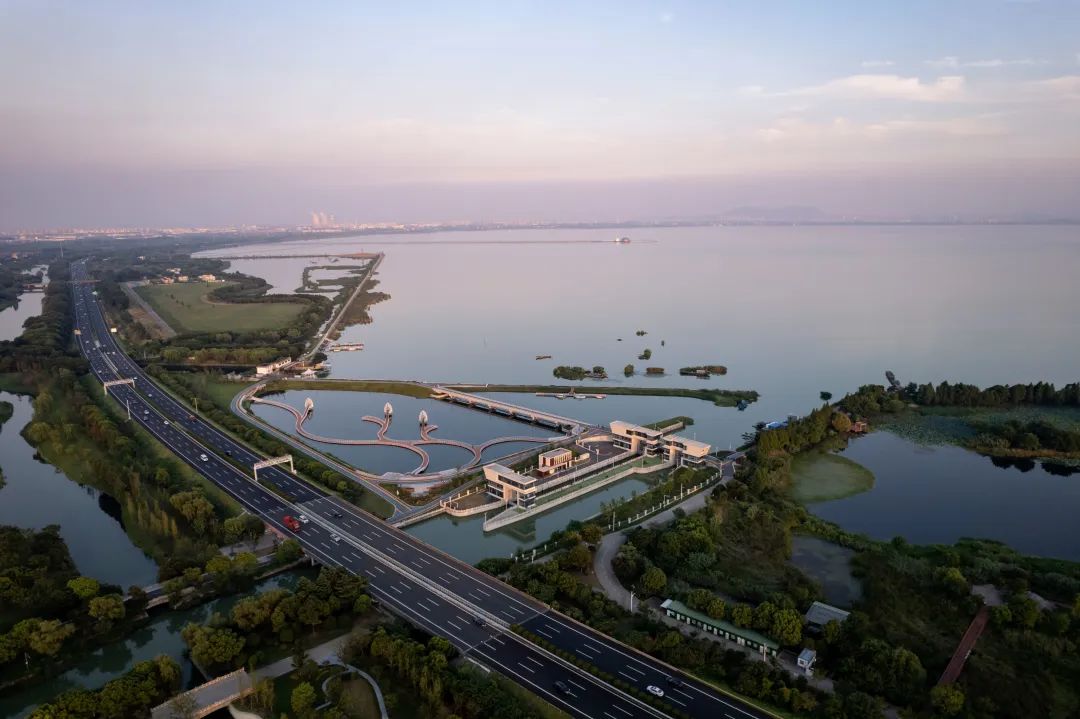 从繁华渔港到生态胜地，重构太湖周边生态面貌 | 太湖流域小溪港鱼咀公园-3