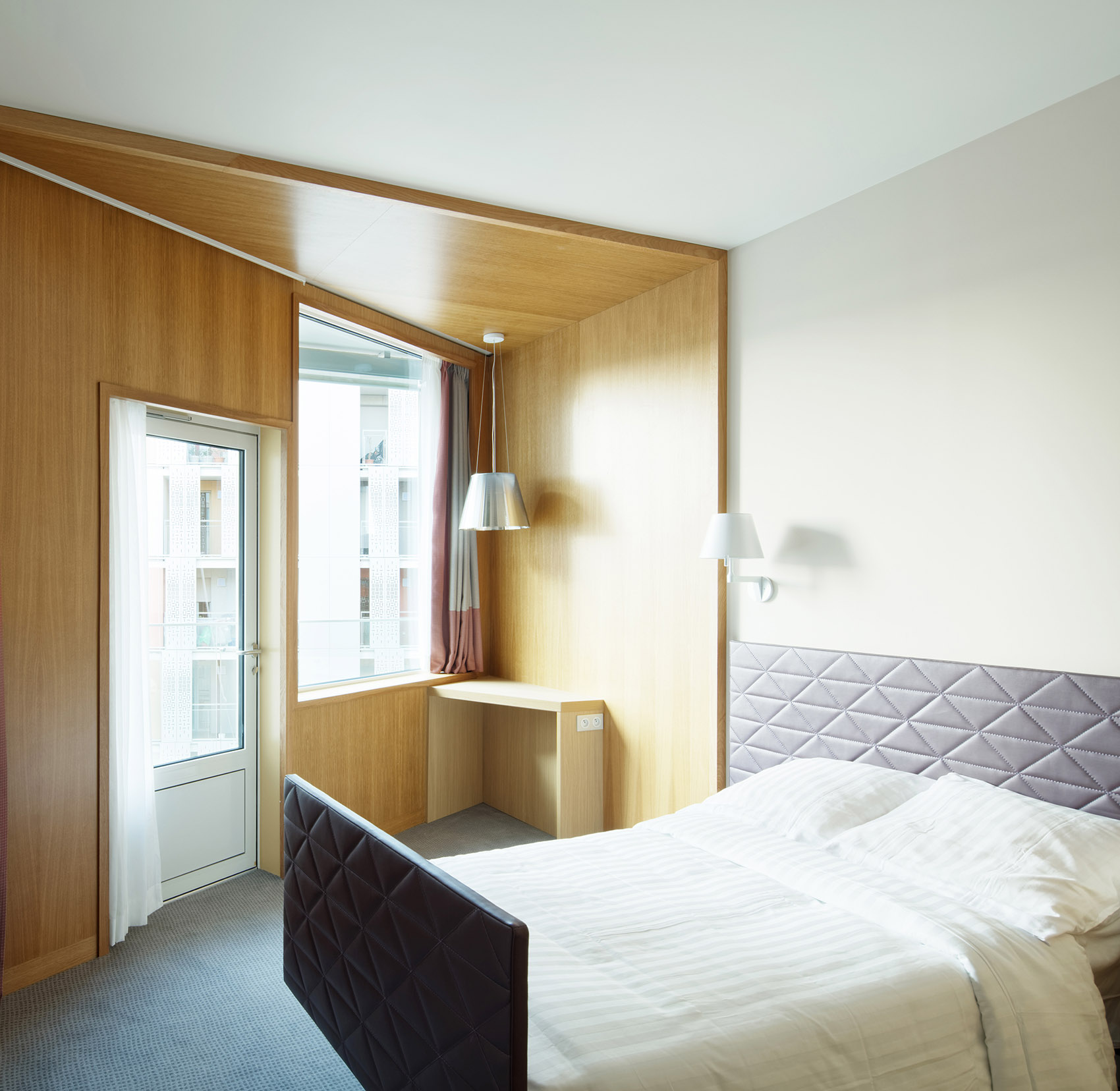 灰红锐影 & Clichy-Batignolles巴黎生态区疗养院 / Atelier du Pont-22