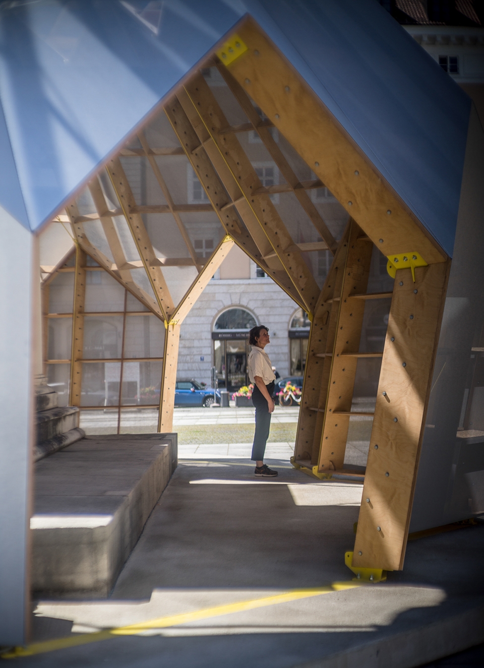 《无论如何,我将与你同在》·融入公共空间的艺术品-16