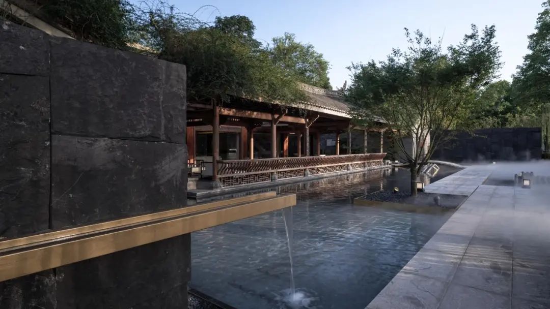 古镇茶香，阳光下的成都华侨城七十二院售楼部-21