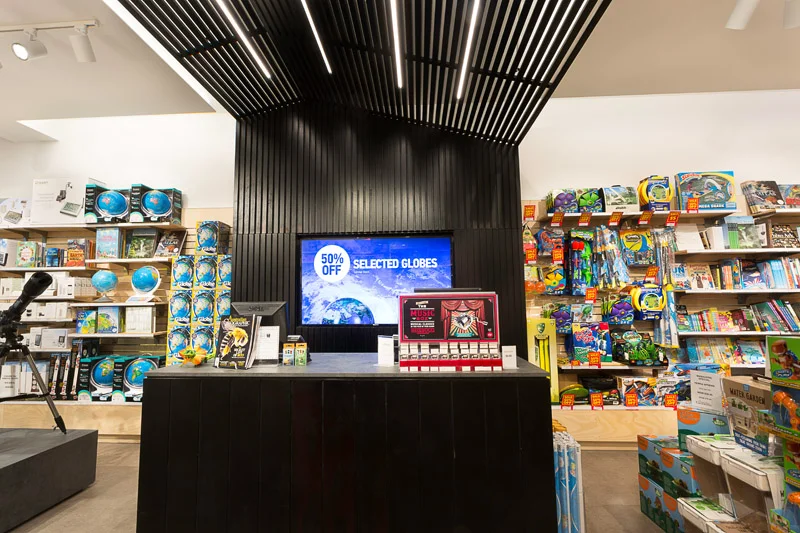 澳大利亚地理杂志线下店铺设计项目丨aplin creative-21