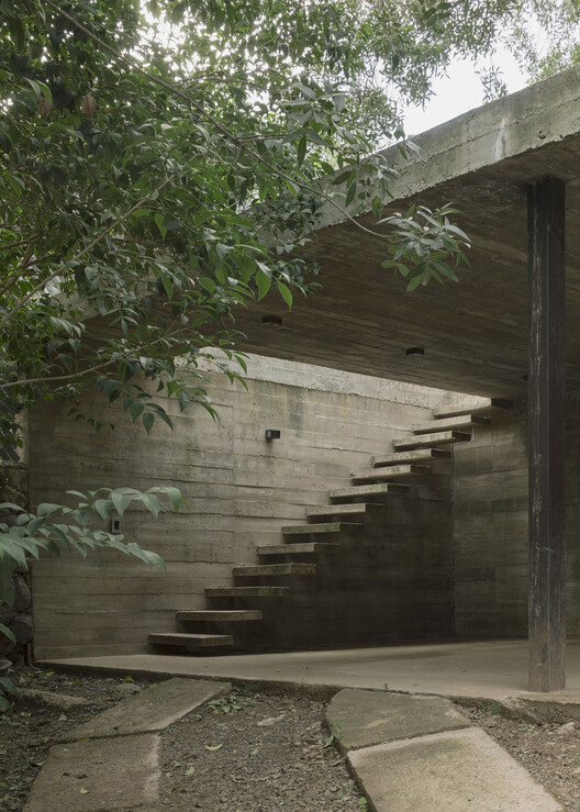 阿根廷 Río Ceballos 三元素住宅丨Agustín Lozada-11