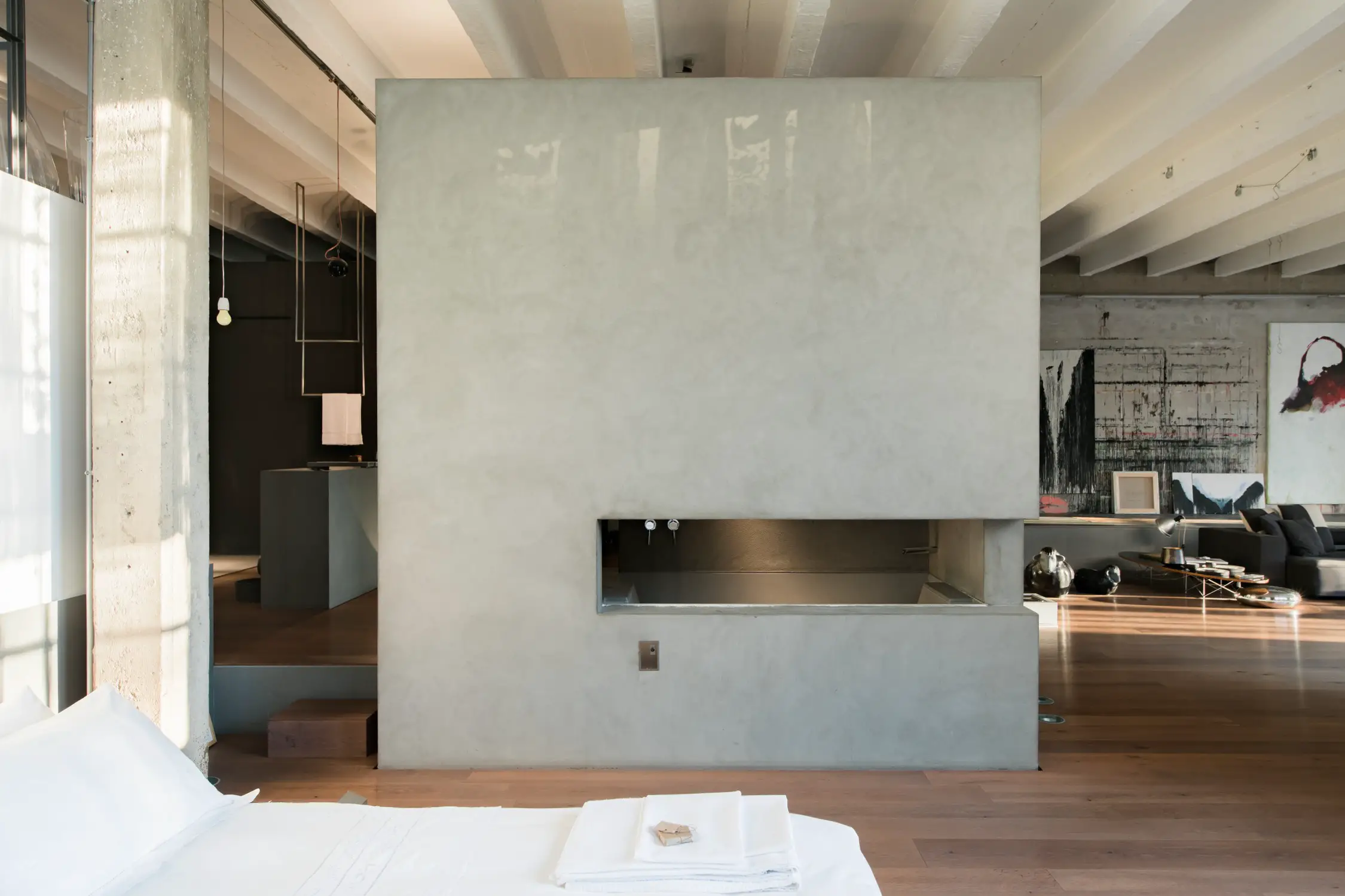 意式工业风 | 艺术家工作室般的 Loft 设计-7