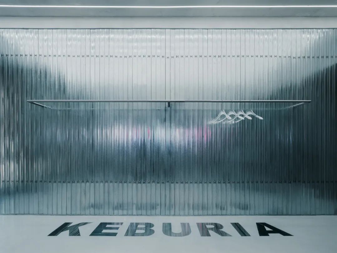 Keburia服装店,店铺设计-16