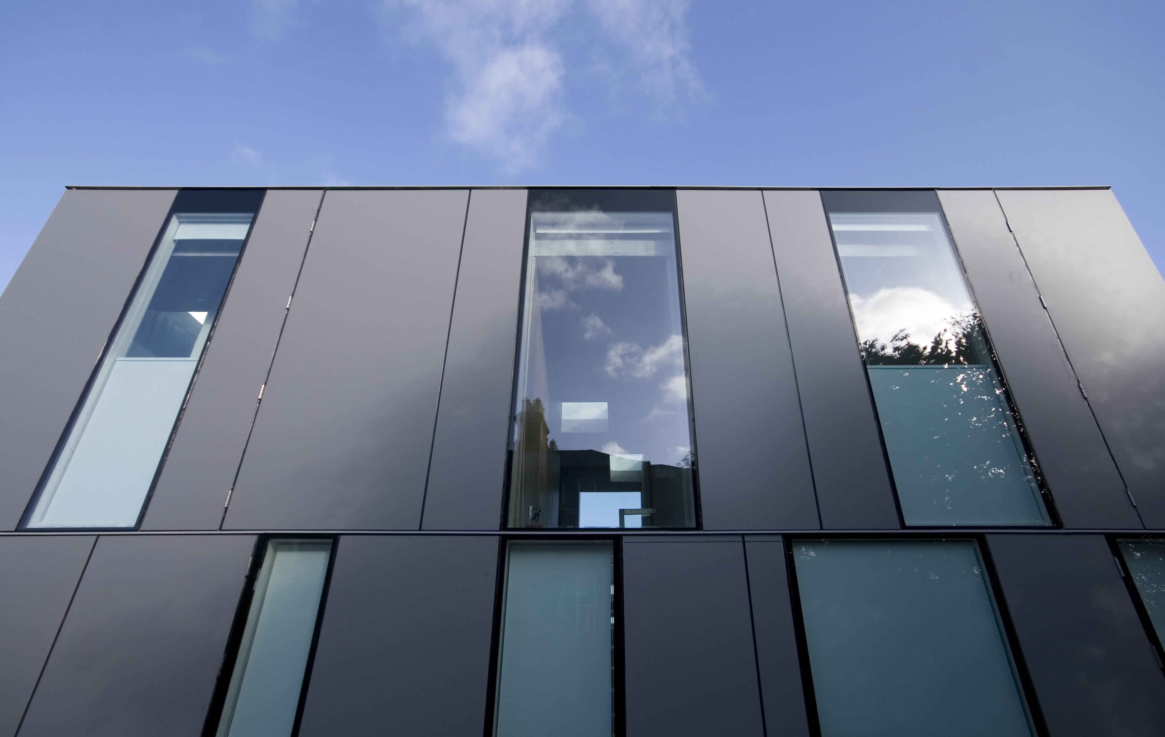 都柏林郊区单一家庭住宅的混凝土空间探索-0