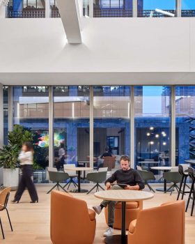 汇丰银行, 纽约 | M Moser Associates