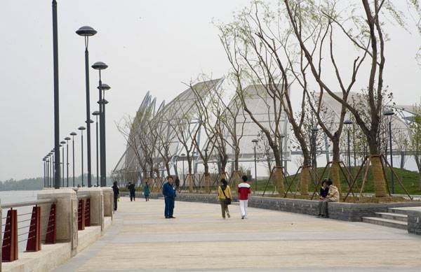 Dragon Lake Bridge Park · 蚌埠打造新滨水区丨中国蚌埠丨AECOM（洛杉矶）-12