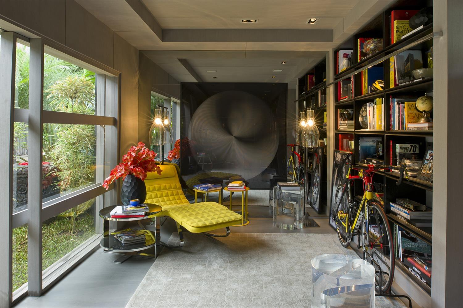 色彩斑斓的自行车爱好者工作室-1