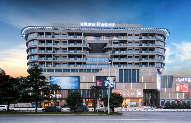 武汉江夏万枫酒店丨中国武汉丨豪信酒店管理(中国)有限公司-1