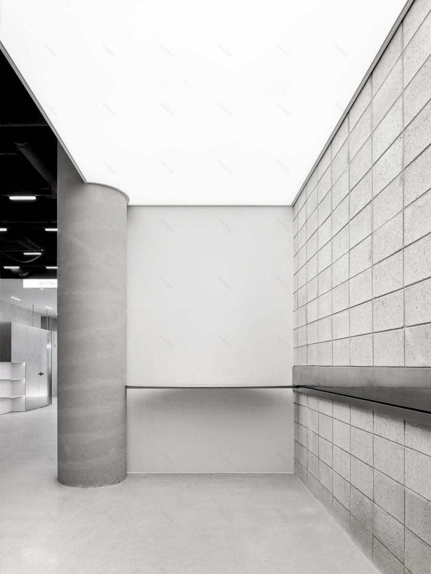 由HE:ARTS、RVMN打造的首尔框架丨韩国首尔-11