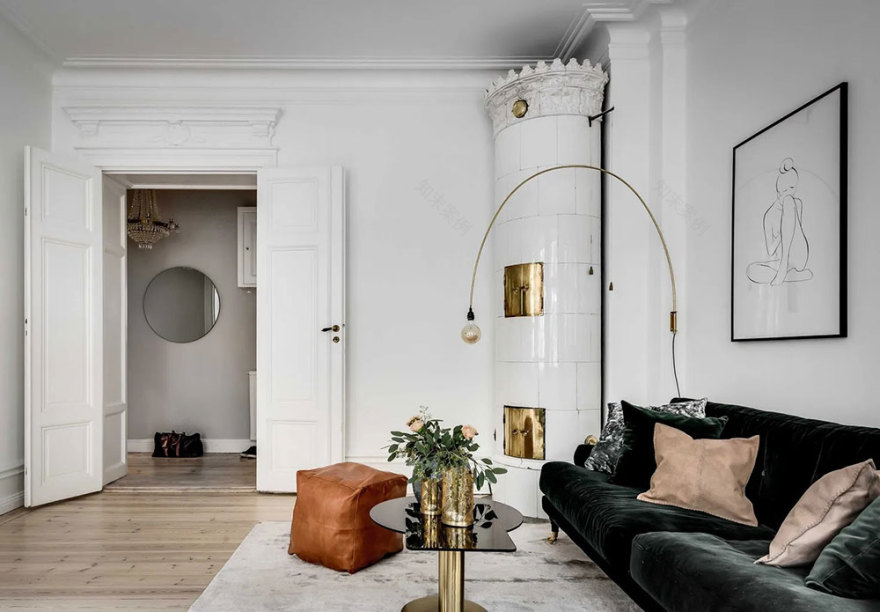 瑞典公寓的巴黎风尚与黑色厨房-4