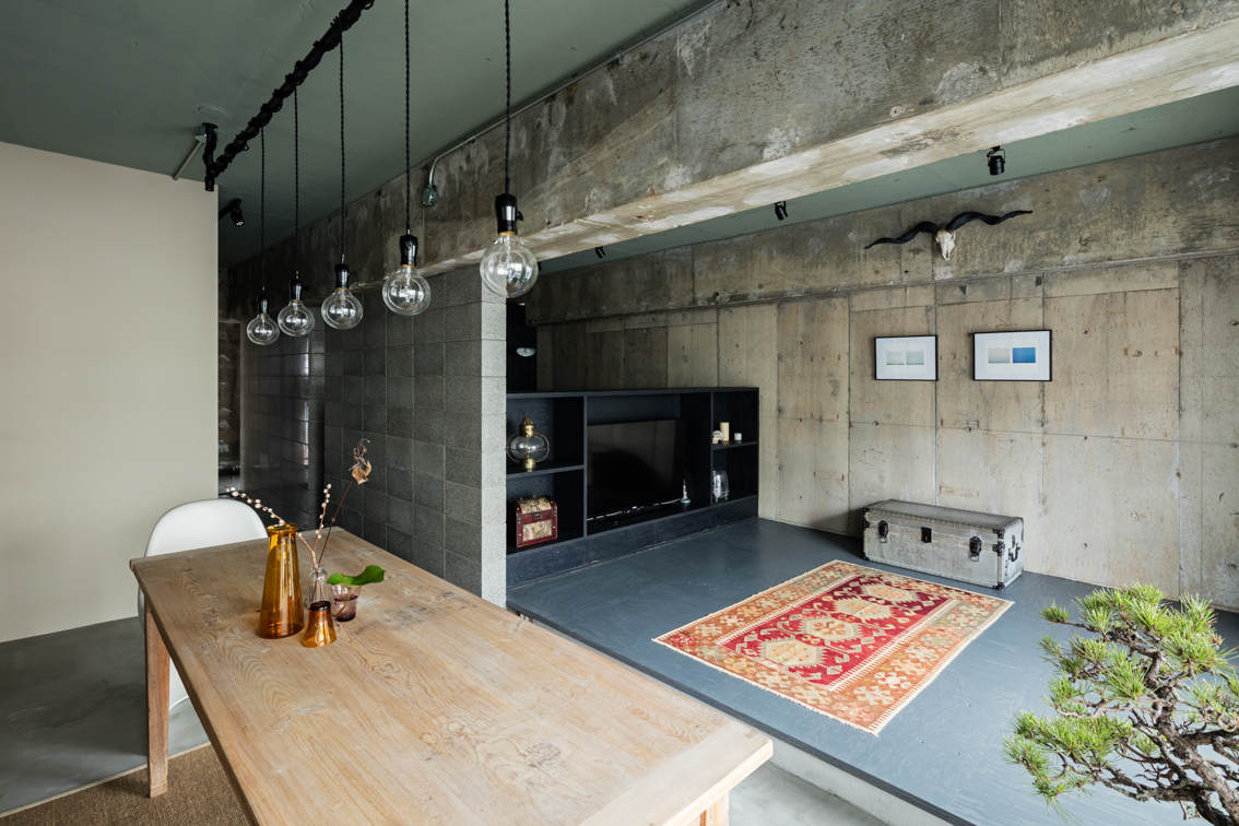 日本独立混凝土砌块墙住宅-8