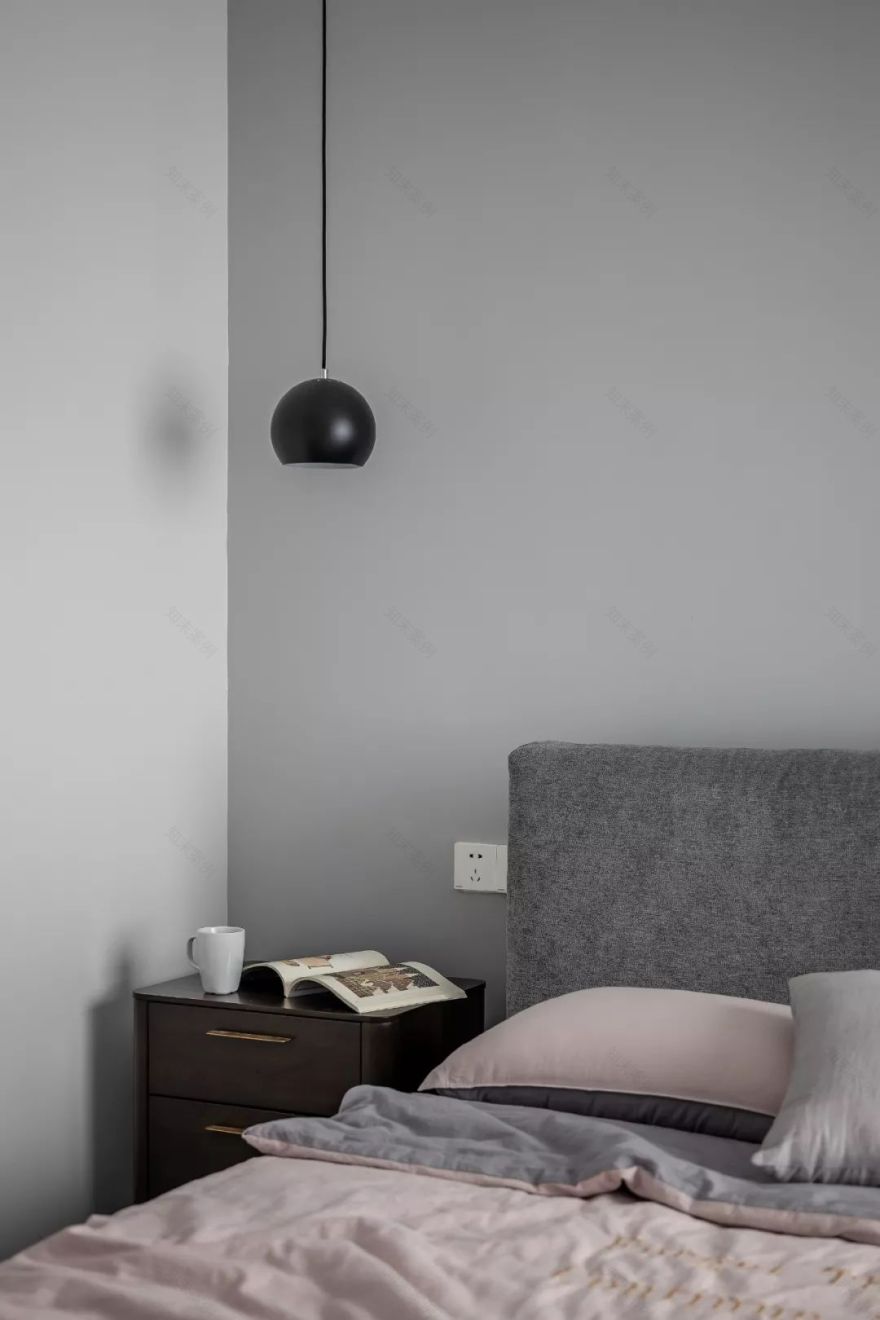 137㎡三口之家,温馨设计融入阳台、投影仪与衣帽间-37