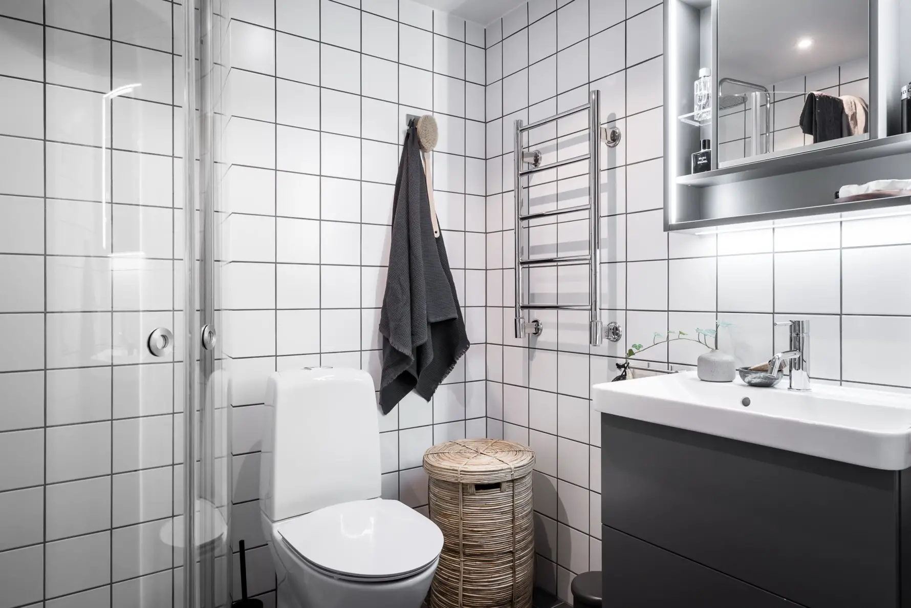 瑞典 35m2 精致一居,空间利用典范-16