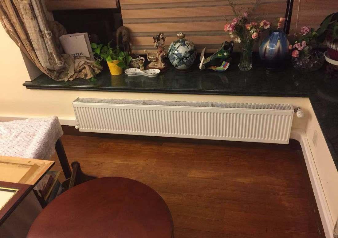 
徐汇区华山路明装暖气片安装效果图 -2