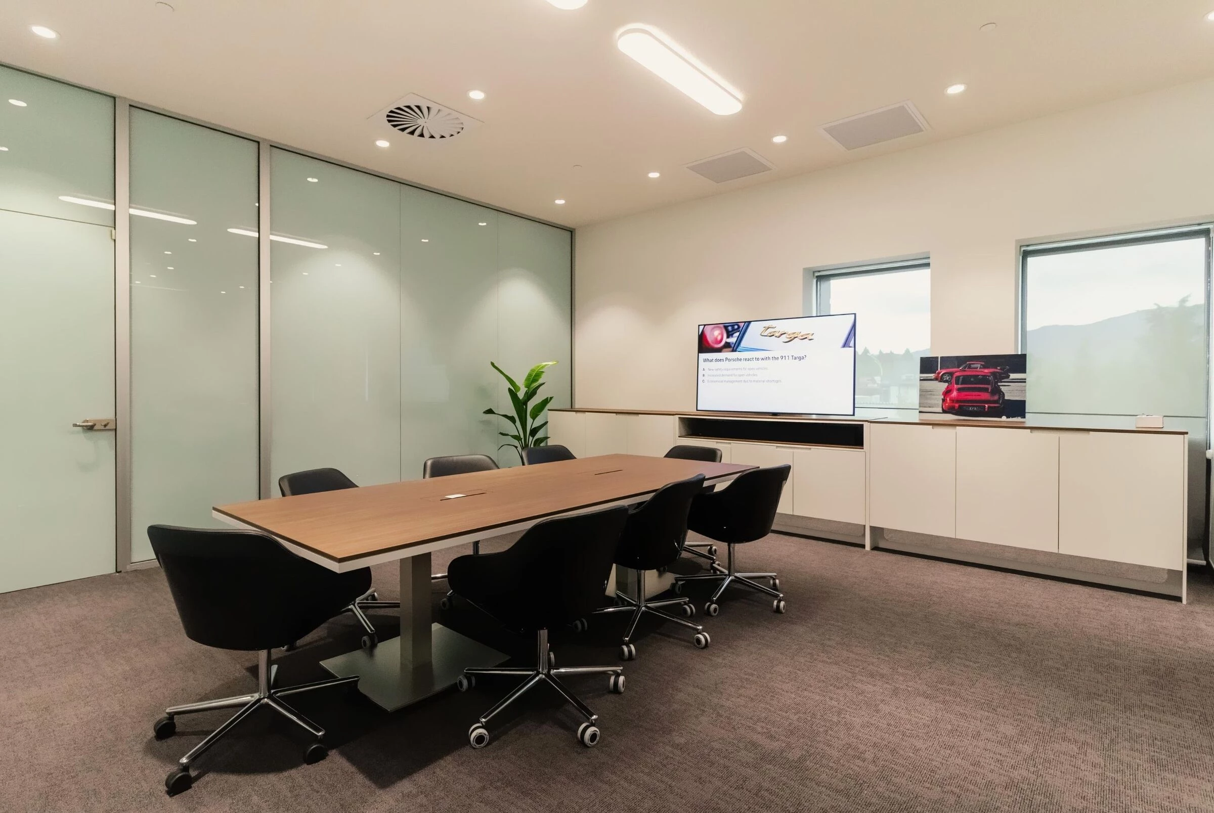 汽车中心和展厅丨United StatesGeorgia丨Gravita Construction-11